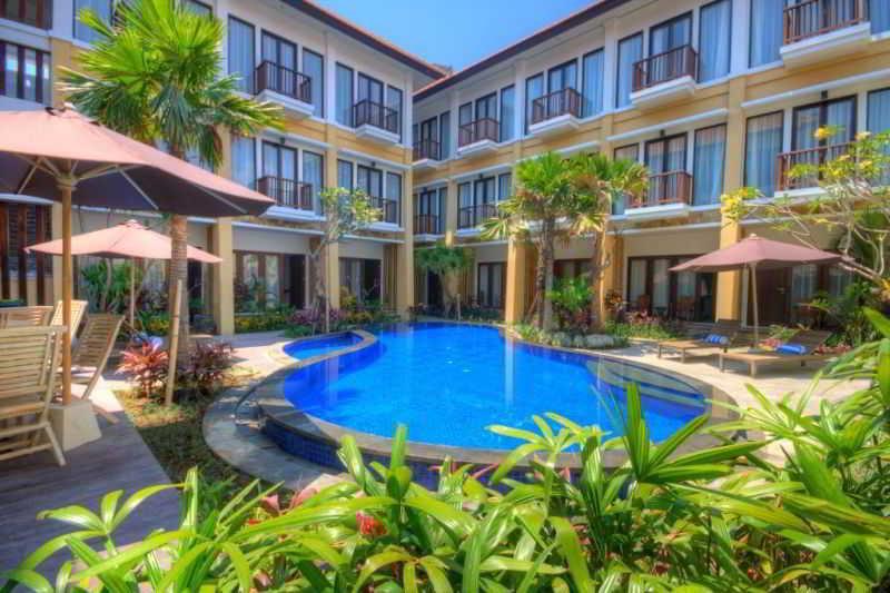 Celyn City Hotel Кота-Кинабалу Экстерьер фото